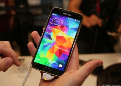 Galaxy S5 و فقط ۱۰ گیگ فضای خالی! - دیجینوی