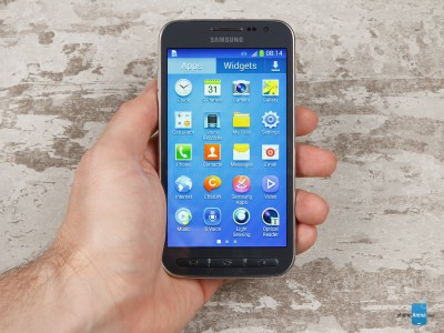 Samsung-Galaxy-Core-Advance-Preview-005