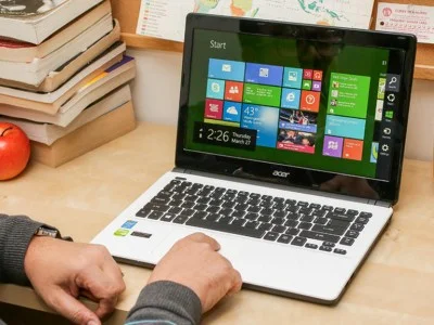 medium-carousel-acer-aspire-e1-472g-6844