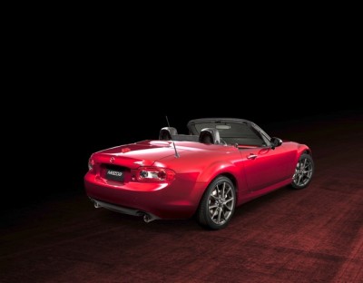 نسخه بیست و پنج سالگی MX-5 Miata مزدا رونمایی شد