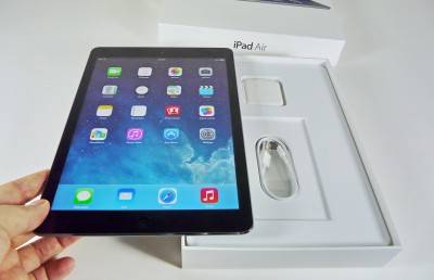 Apple-iPad-Air-Unboxing-Tablet-News-com_6