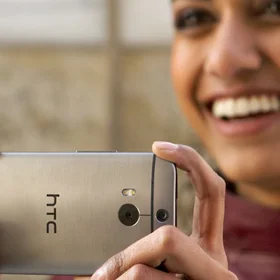 HTC فضای ۱۰۰ گیگابایتی از گوگل درایو را به رایگان در اختیار کاربران ۵ تلفن هومند خودش قرار میدهد - دیجینوی