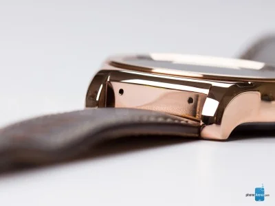 Huawei-Watch.jpg- style=-visibility- hidden