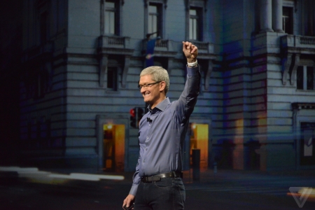 Tim Cook: فروش آیفون کاهش پیدا خواهد کرد - دیجینوی