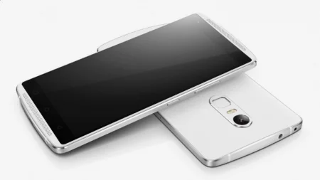 Lenovo Vibe X3 در هند با قیمت ۲۹۳ دلار عرضه شد - دیجینوی