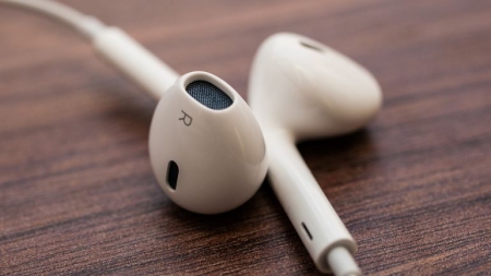 AirPod های اپل ممکن است چند روز دیگر وارد بازار شوند - دیجینوی