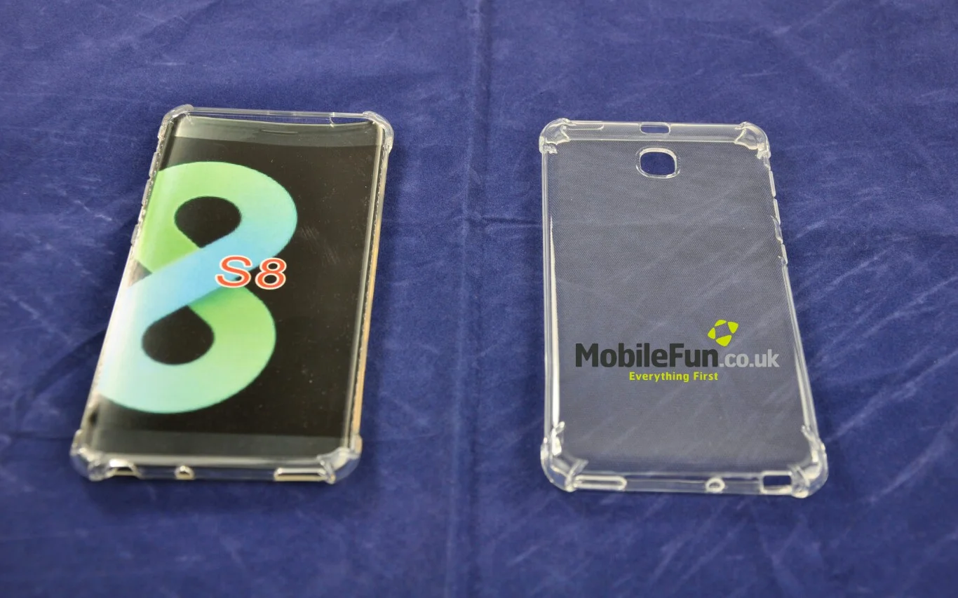 Alleged-Galaxy-S8-case