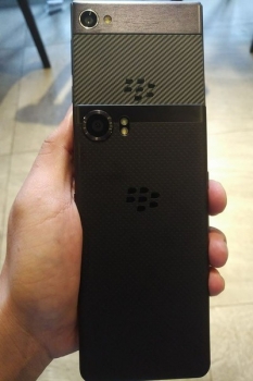 انتشار اولین تصویر از گوشی اندرویدی BlackBerry Krypton - دیجینوی