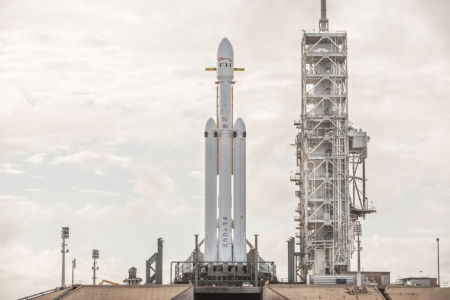 پخش زنده پرتاب راکت Falcon Heavy به یکی از پربازدیدترین استریم‌های یوتیوب تبدیل شد - دیجینوی