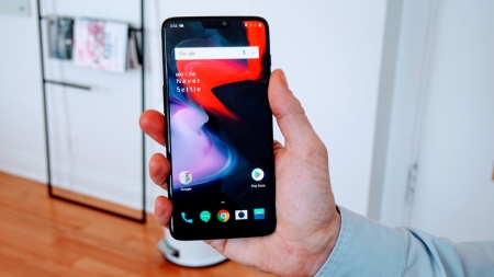 ویژگی Face Unlock گوشی OnePlus 6 توسط یک عکس فریب می‌خورد - دیجینوی