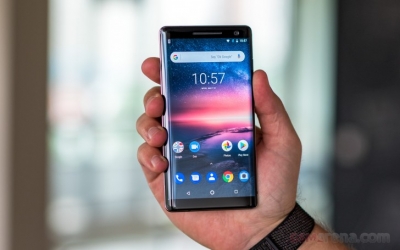 نقد و بررسی Nokia 8 Sirocco - دیجینوی