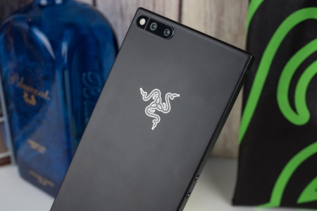 احتمال وجود ویژگی معمول گوشی‌های Razer در مدل Razer Phone 2 - دیجینوی