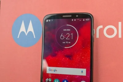 پیشگام در نسل پنجم اینترنت | بررسی تخصصی گوشی Moto Z3 - دیجینوی
