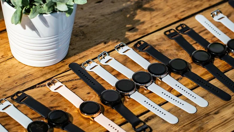 بررسی مشخصات Galaxy Watch Active ساعت هوشمند سامسونگ - دیجینوی