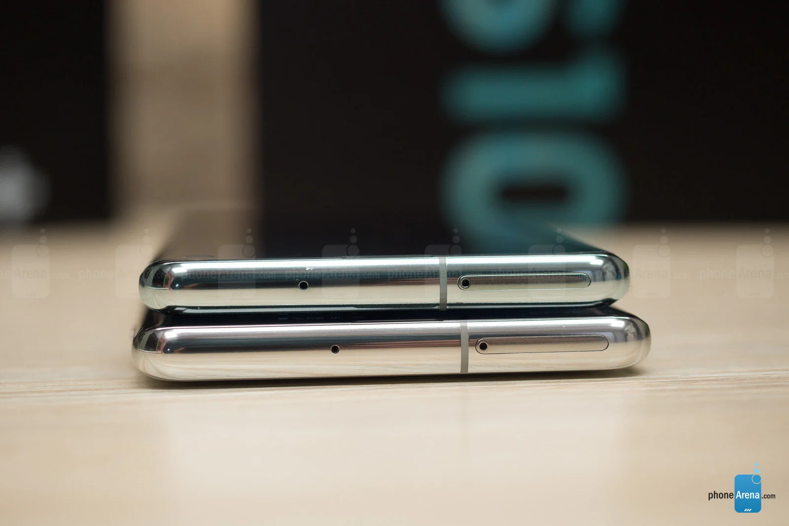 بررسی تخصصی Samsung Galaxy S10+ and S10 - دیجینوی