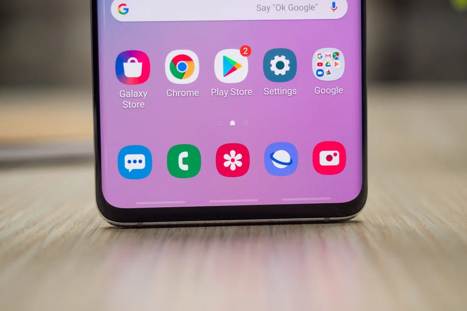 بررسی تخصصی Samsung Galaxy S10+ and S10 - دیجینوی