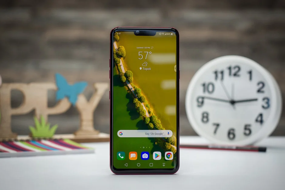 بررسی تخصصی LG G8 ThinQ - دیجینوی