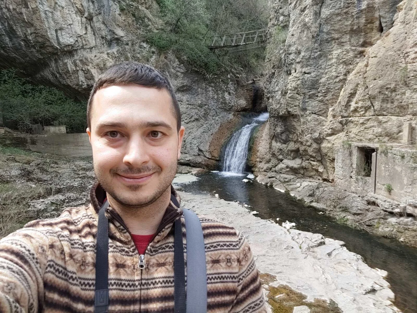 بررسی تخصصی LG G8 ThinQ - دیجینوی