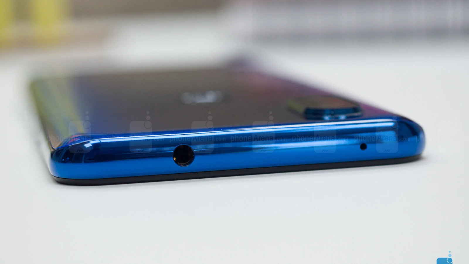 بررسی تخصصی گوشی Motorola One Vision - دیجینوی