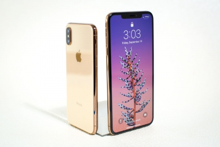 آنباکسینگ iPhone XS - دیجینوی