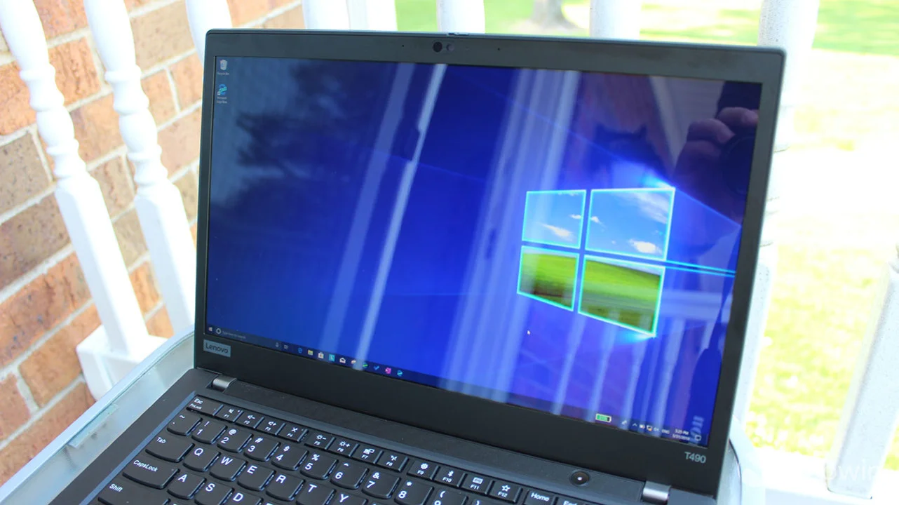 بررسی تخصصی لپ‌تاپ Lenovo ThinkPad T490 - دیجینوی