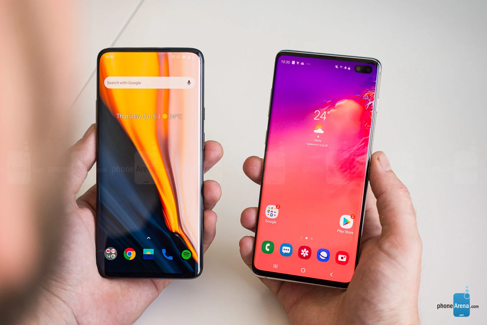 OnePlus 7 Pro در برابر +Galaxy S10 - دیجینوی