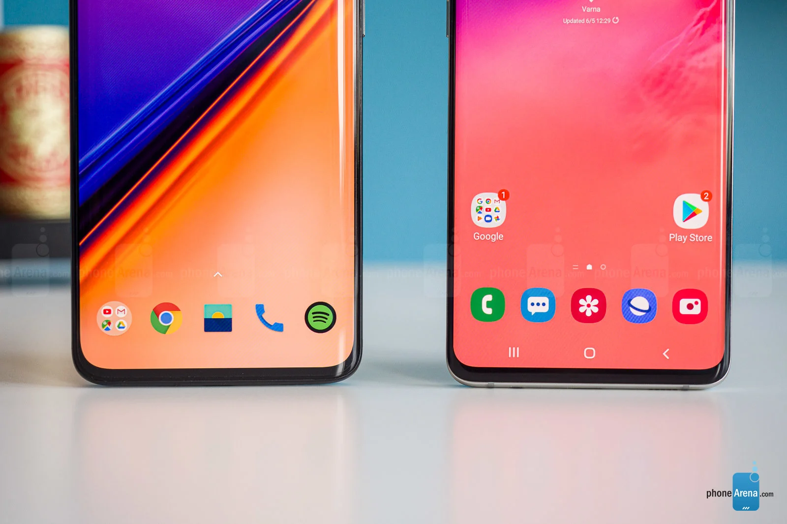 OnePlus 7 Pro در برابر +Galaxy S10 - دیجینوی