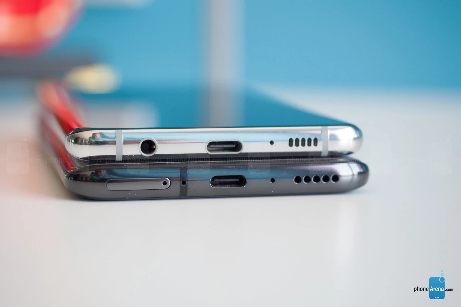OnePlus 7 Pro در برابر +Galaxy S10 - دیجینوی
