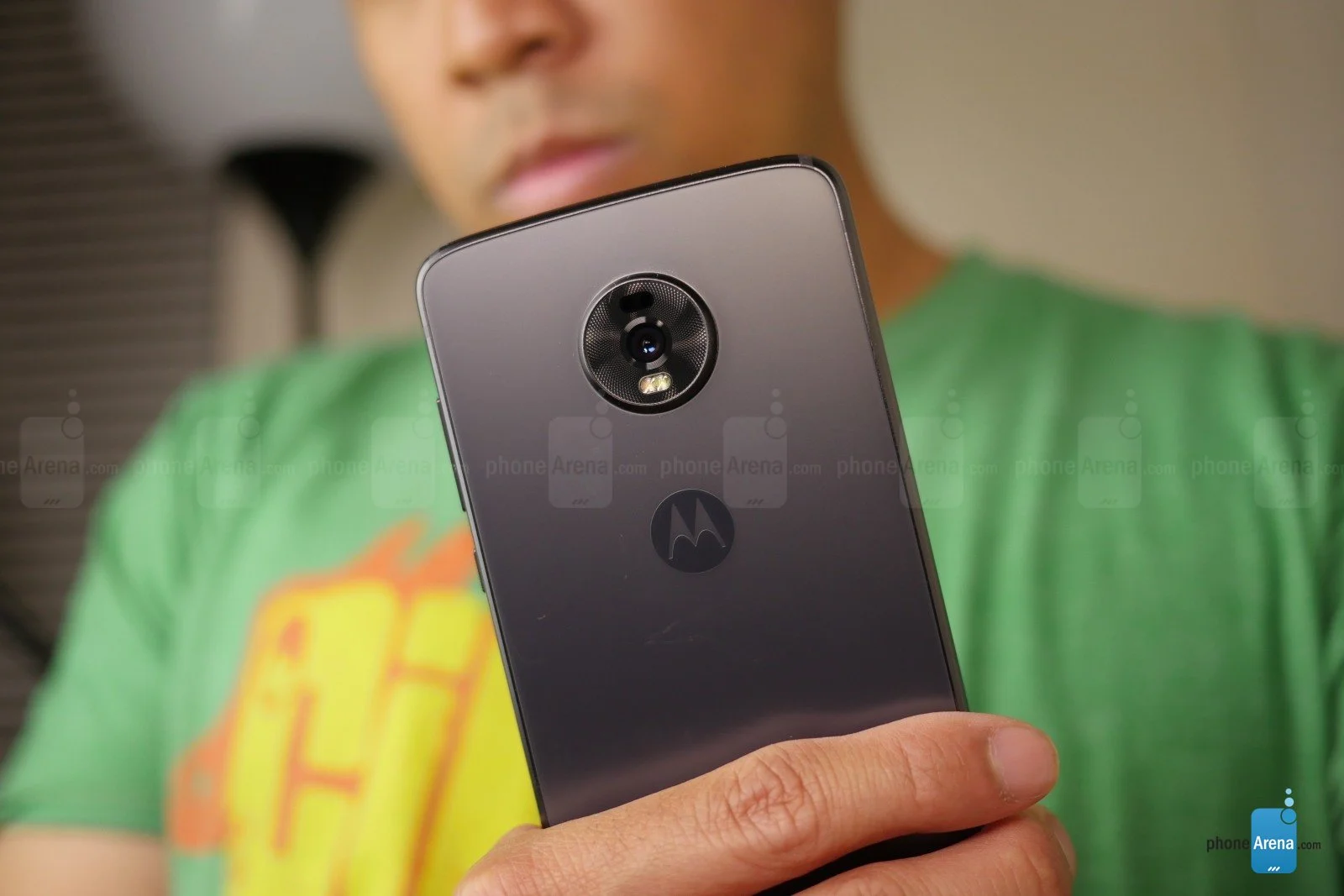 بررسی تخصصی گوشی Motorola Moto Z4 - دیجینوی
