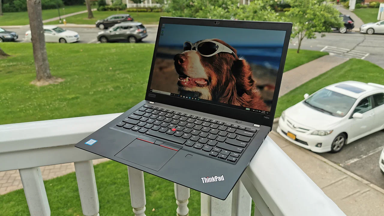 بررسی تخصصی لپ‌تاپ Lenovo ThinkPad T490s - دیجینوی