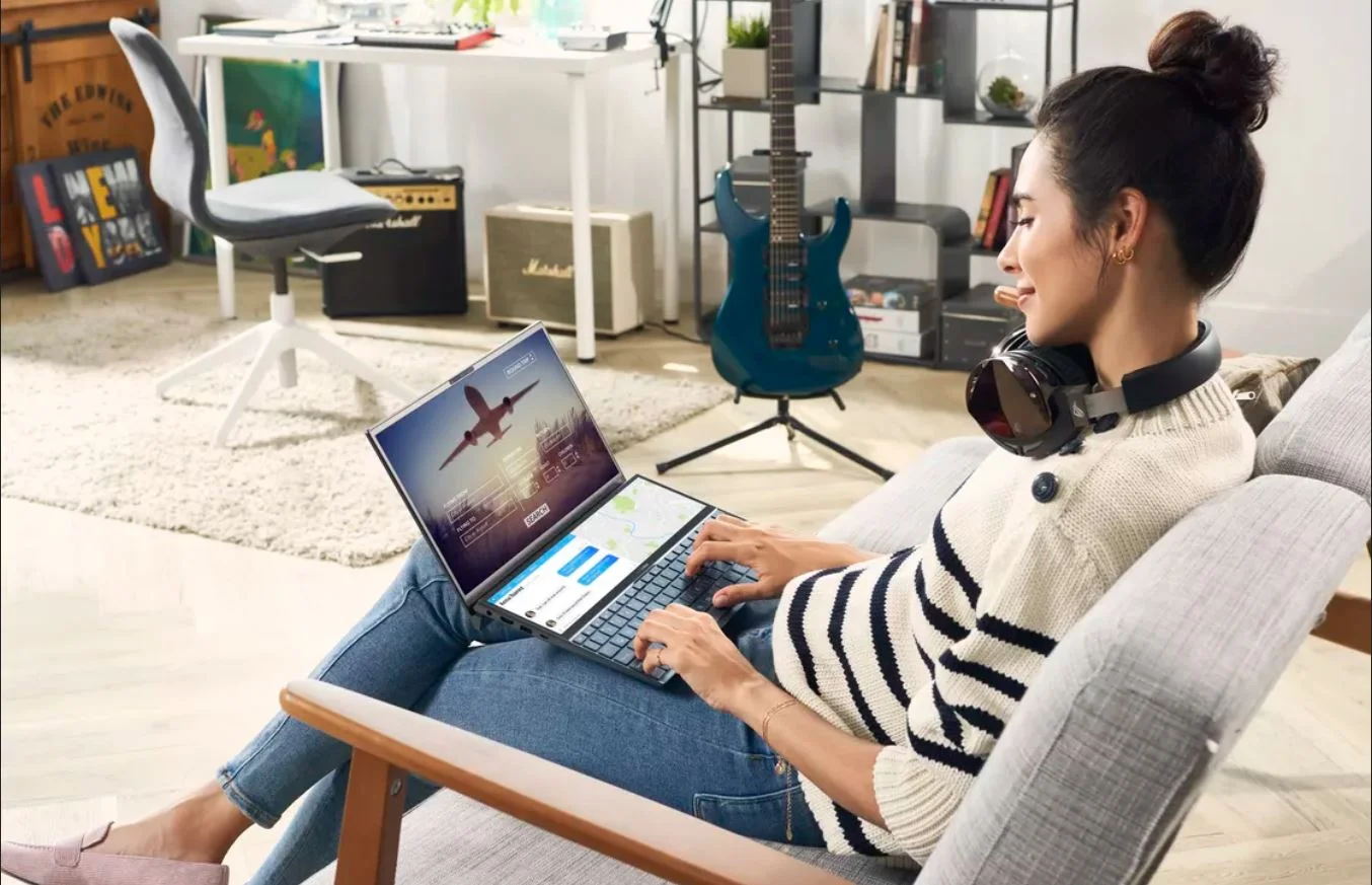 ایسوس ZenBook Duo با صفحه‌نمایش دوگانه ۱,۴۴۹ دلار خواهد بود - دیجینوی