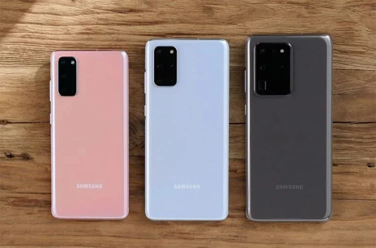 #۱۳-samsung-galaxy-s20-modellen سامسونگ به پشتیبانی از سری گلکسی S20 پایان داد - دیجینوی