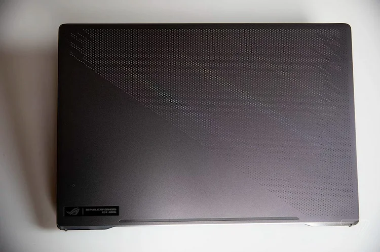 ایسوس ROG زفیروس G15