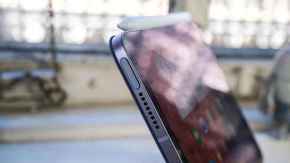 Apple iPad Mini 6 Review 3 بررسی آیپد مینی ۶ اپل