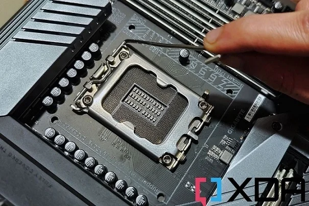 Intel-1 رپتور لیک اینتل