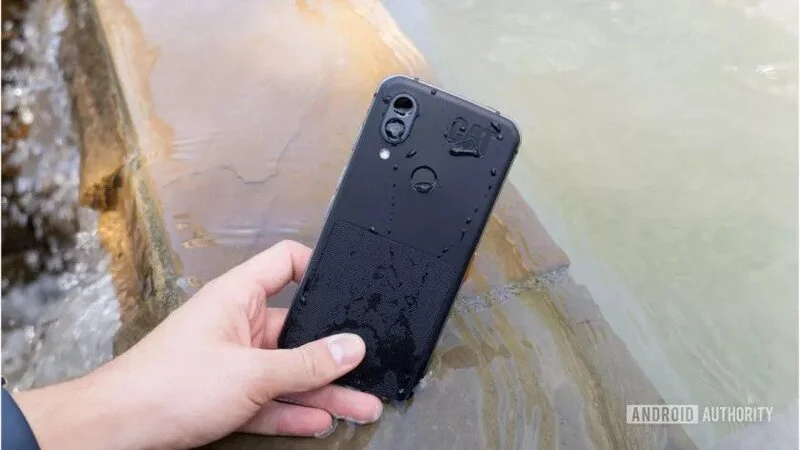 Waterproof Smartphone بهترین گوشی های ضد آب موجود در بازار
