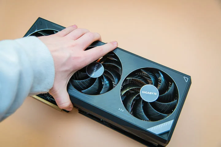 gigabyte-rtx-3090-ti-gaming-oc-review-04-720x720 بررسی گیگابایت RTX 3090 Ti گیمینگ OC