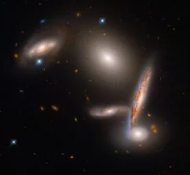 hubble هابل