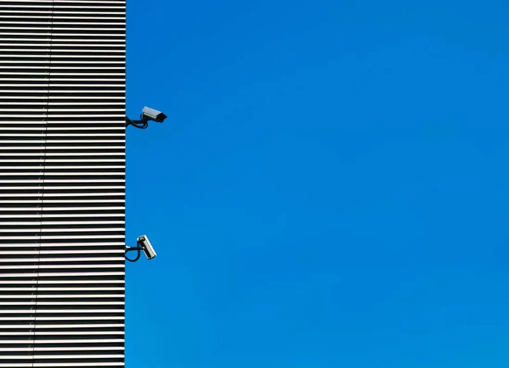 Surveillance نظارت