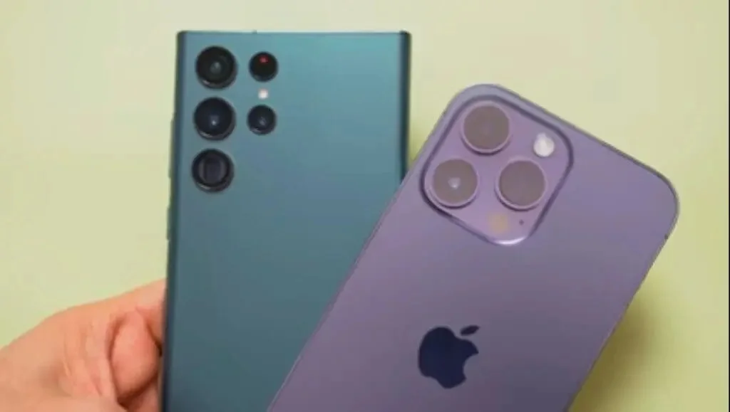 APPLE IPHONE 14 PRO MAX COMPLETELY CRASHES THE SAMSUNG GALAXY S22 ULTRA IN REAL LIFE TEST آیفون ۱۴ پرو مکس در اکثر بنچمارکها گوشی گلکسی S22 اولترا را پودر کرد - دیجینوی