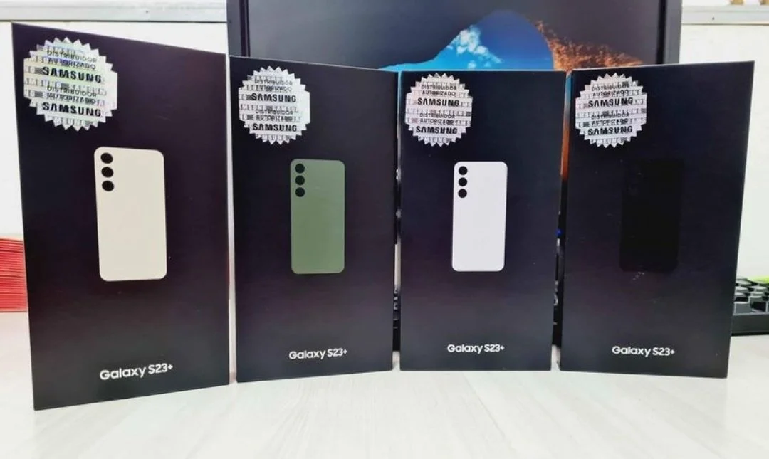 Galaxy S23 UltraBVB تصاویر خره فروشی گلکسی S23 اولترا لو رفت - دیجینوی
