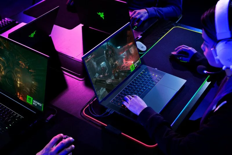 Razer Blade 16 ریزر بلید 16
