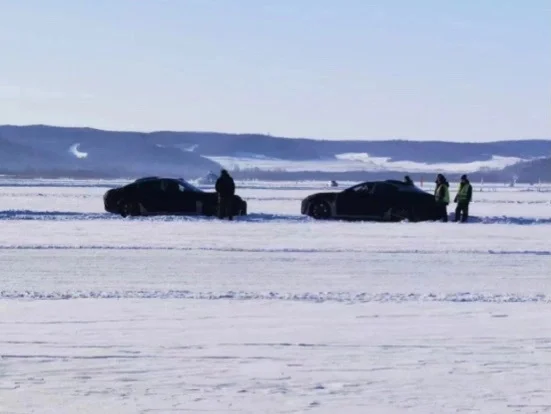 Xiaomi Car Spotted Being Tested on Snow With Fou nder Lei Jun Onboard خودروی الکتریکی شیائومی در حین انجام تست های برف رویت شد - دیجینوی