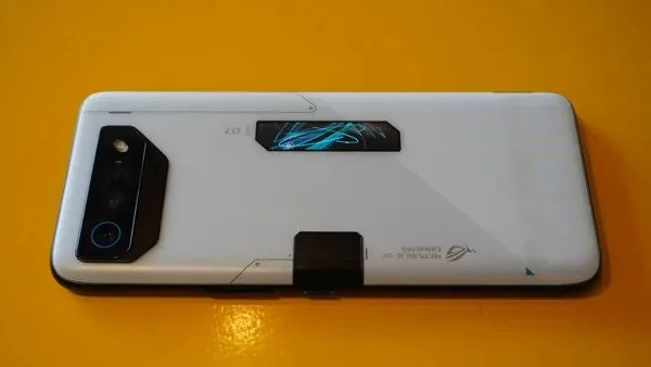 Asus ROG Phone 7 Ultimate 1 ایسوس راگ فون 7 آلتیمیت