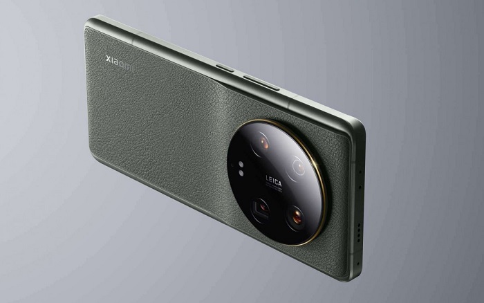 Xiaomi 13 Ultra official with four 50MP cameras variable aperture dmain lens شیائومی ۱۳ اولترا