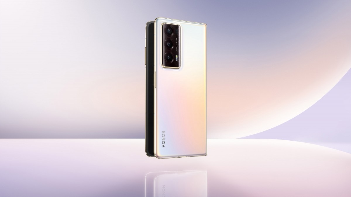 Honor Magic V2 announced as ga the slimmest foldable phone to date آنر مجیک V2