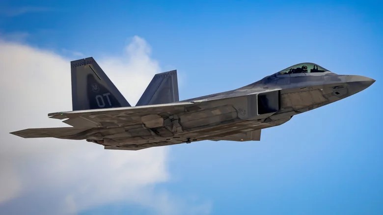 بهترین جت‌های رادارگریزLockheed Martin F-22  Raptor