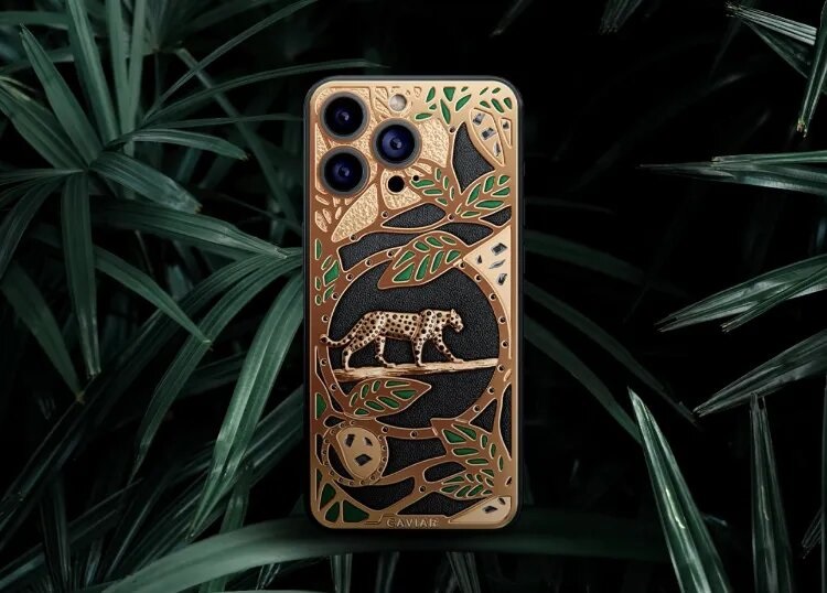 Caviar iphon24 آیفون ولنتاین