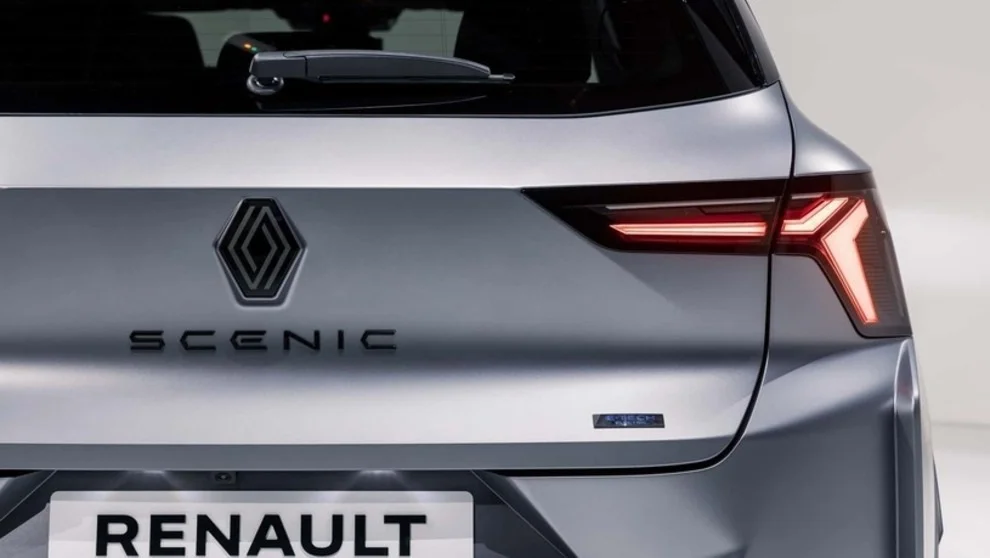 Renault Scenic4 خودروی برتر سال ۲۰۲۴