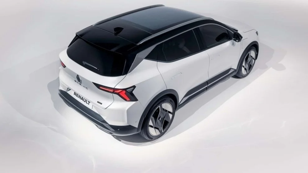Renault Scenic9 خودروی برتر سال ۲۰۲۴